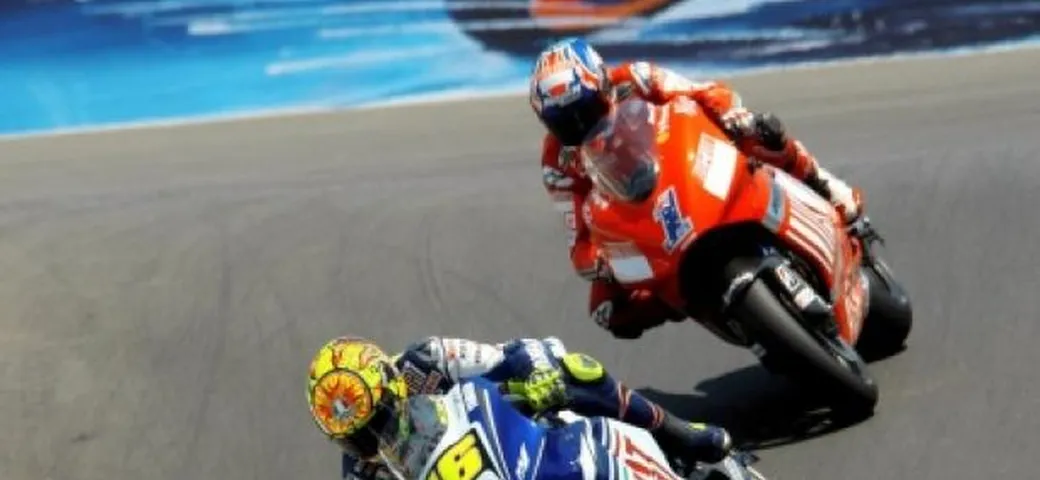 Premiato il sorpasso di Rossi a Stoner di Laguna Seca