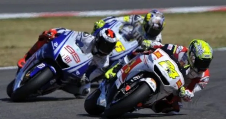 MotoGP a Misano: De Angelis delude nel GP di casa; Elias prestazione convincente