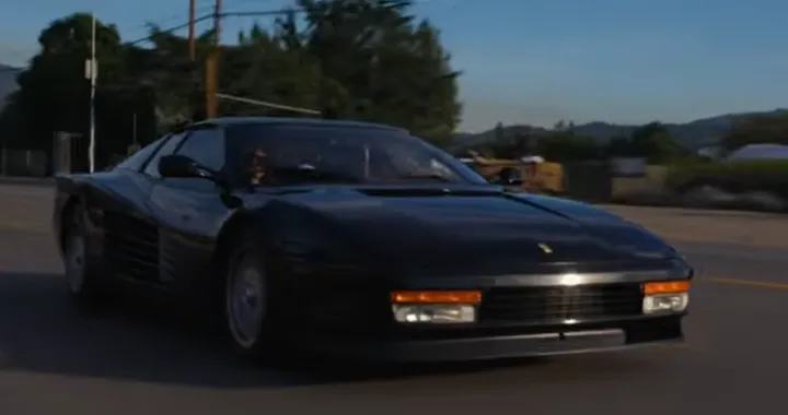 Giovane meccanica restaura la sua Ferrari Testarossa: missione epica