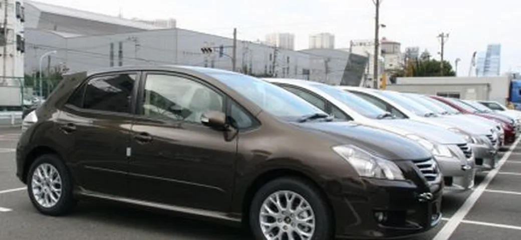 Toyota Blade - una Auris da 280 cavalli