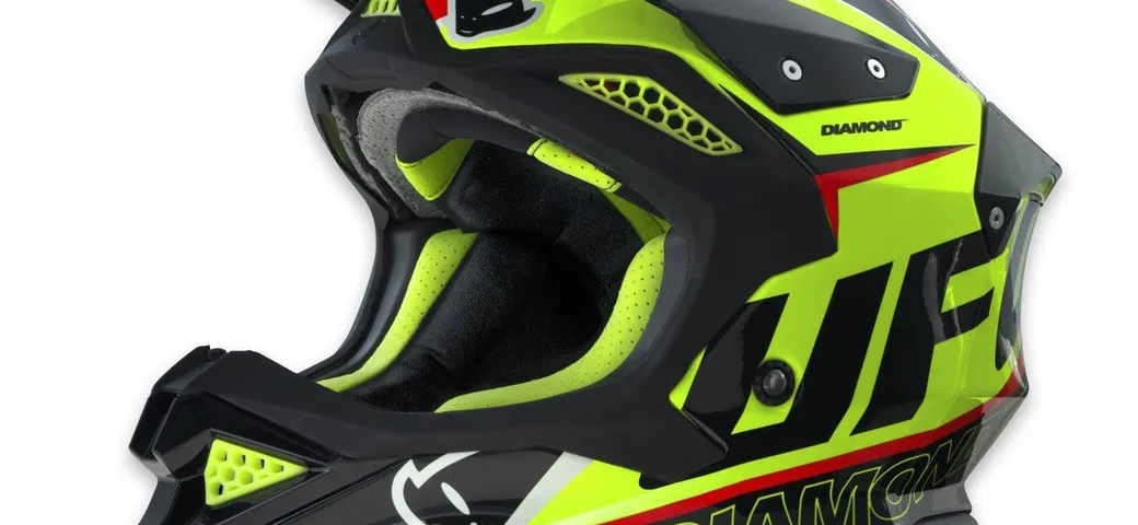 Ufo Plast, nuovo Casco off-road Diamond