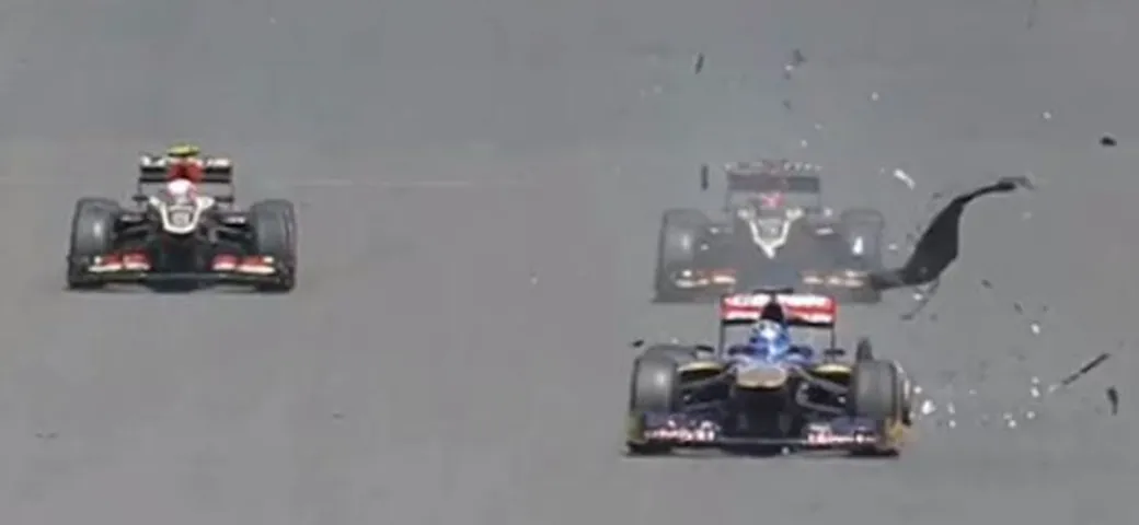 F1 GP Silverstone 2013 | Tutti i video delle esplosioni e forature pneumatici Pirelli
