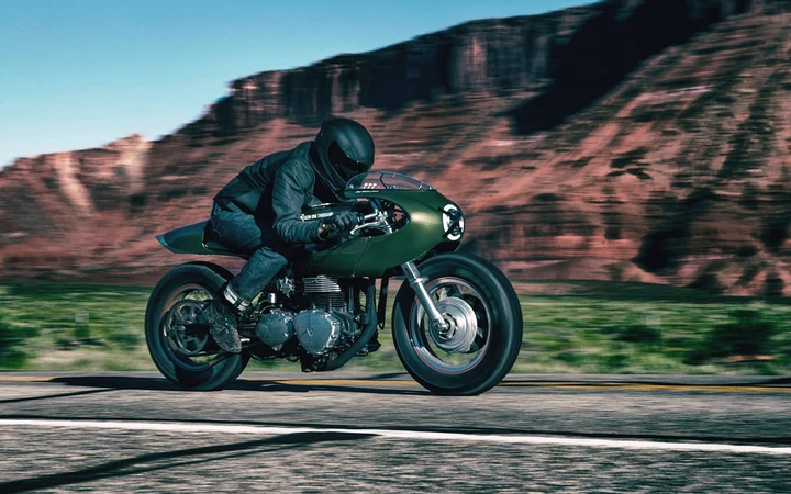 Triumph Thruxton 