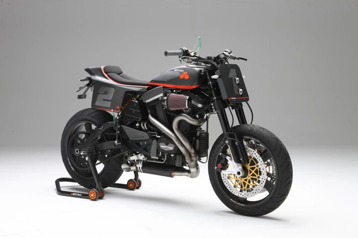 Bottpower XR1-212: flat track stradale