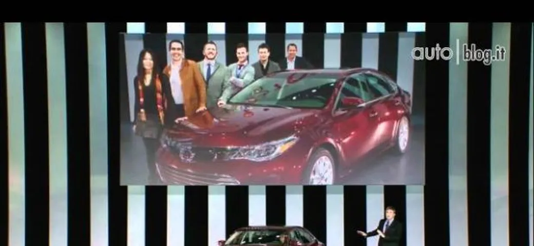 Toyota Avalon 2013: anteprima mondiale al Salone di New York 2012