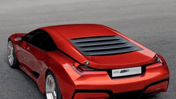 Bmw M1: torna l'ipotesi elettrica o ibrida