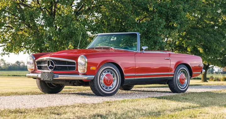 Mercedes-Benz 280 SL "Pagoda" del 1968 all'asta negli USA