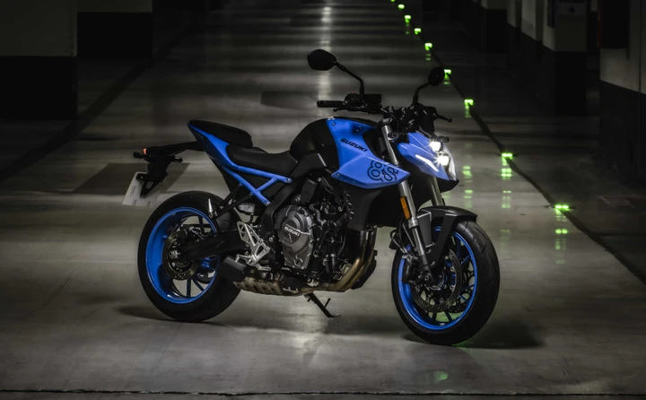 Suzuki svela la naked GSX-8S