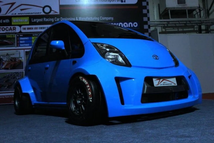Tata Super Nano: la compatta da 230 cavalli