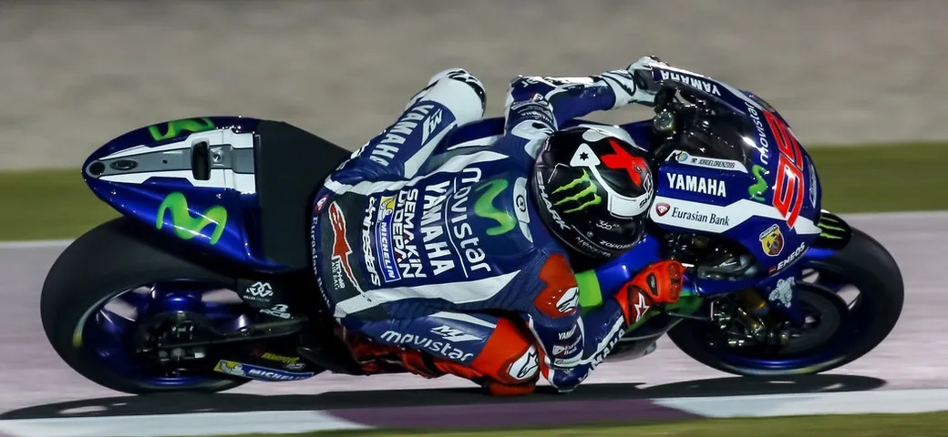 Lorenzo vola in Qatar: 