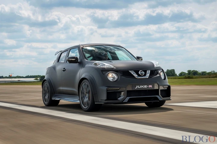 Nissan Juke-R 2.0: video, foto e caratteristiche
