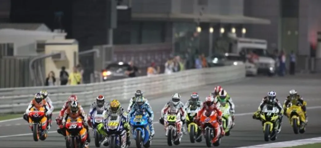 Losail MotoGP: Rossi intasca la prima vittoria 2010. 