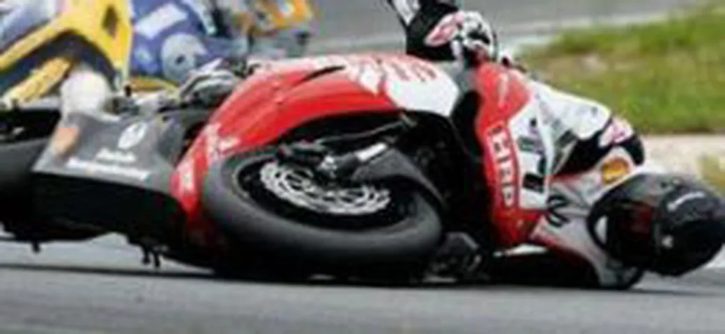 Schumacher out nella 8 ore di Oschersleben
