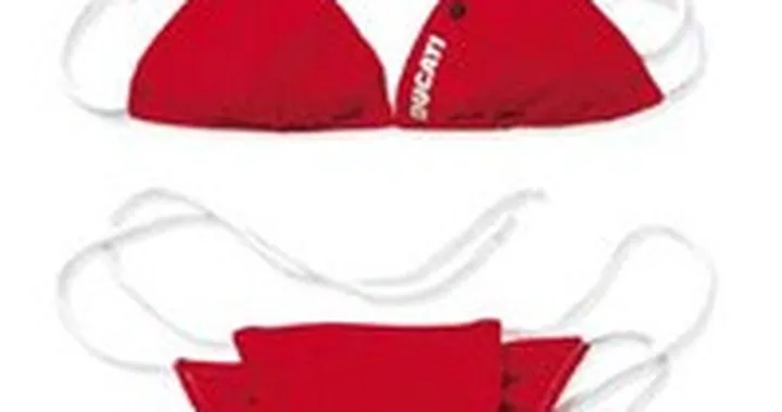 La Ducatisca la si riconosce anche in spiaggia!