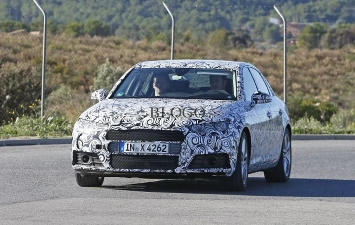 La nuova Audi A4 veste già la carrozzeria semi definitiva