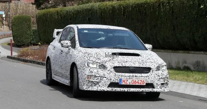 Subaru Impreza WRX 2014: Foto spia