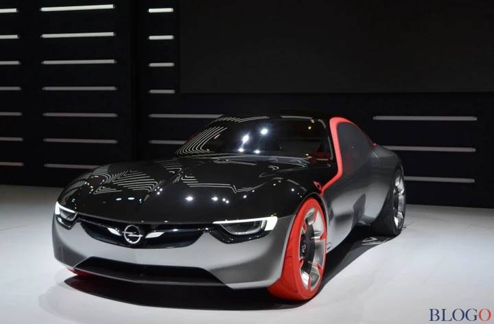 Opel Mokka X e GT al Salone di Ginevra 2016 LIVE