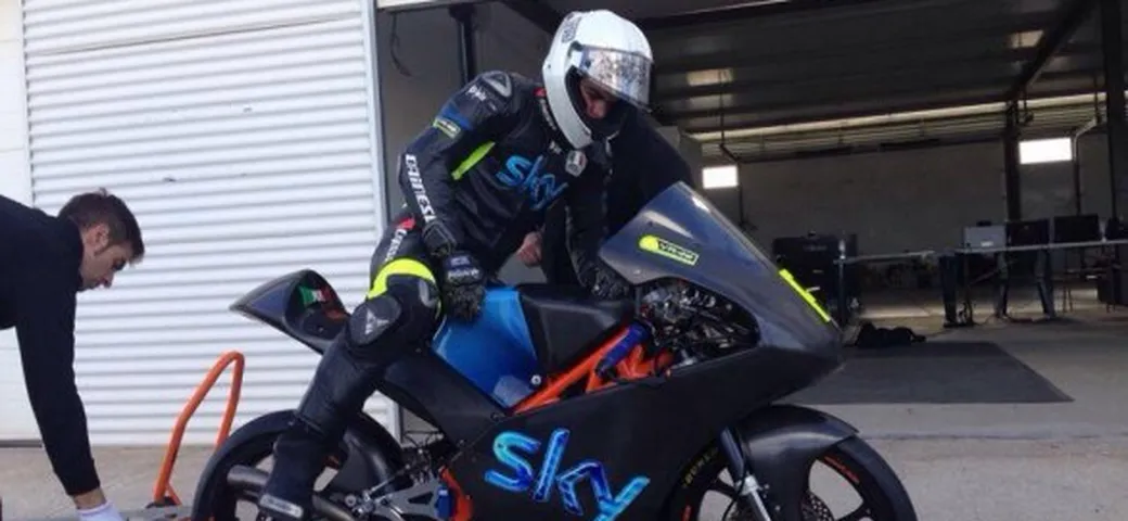 Moto3: Fenati in pista ad Almeria sulla KTM del VR46