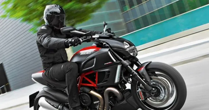 Ducati Tour 2012 al via da Monza