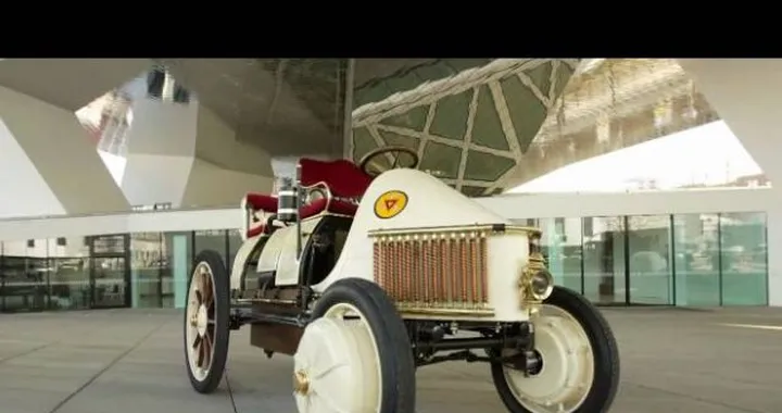Porsche: a Ginevra verrà riproposta la 1900 Semper Vivus