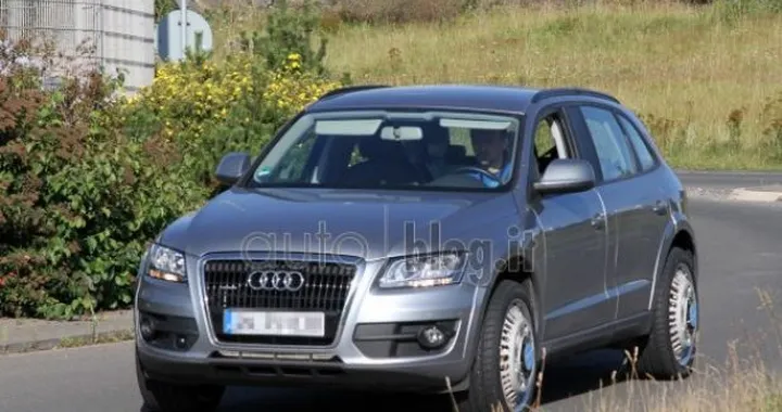 Foto spia Audi Q6