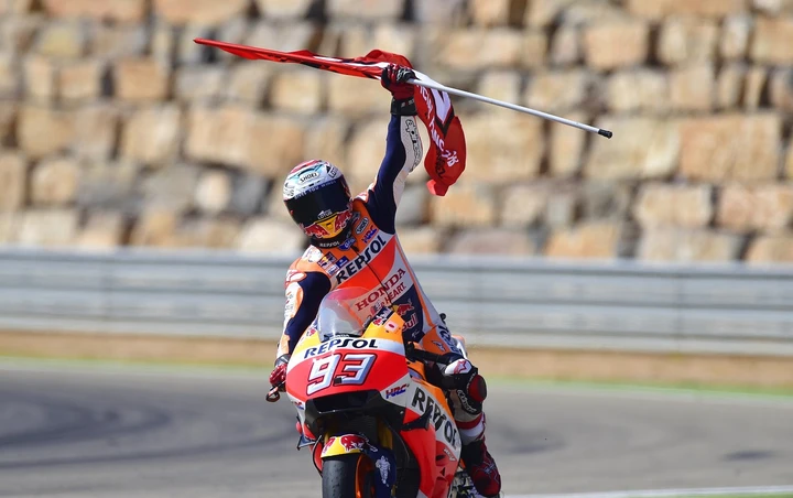 Pagelle MotoGP Aragon: Marquez “acchiappatutto”! Match Rossi-Lorenzo, una “questione d’onore”…
