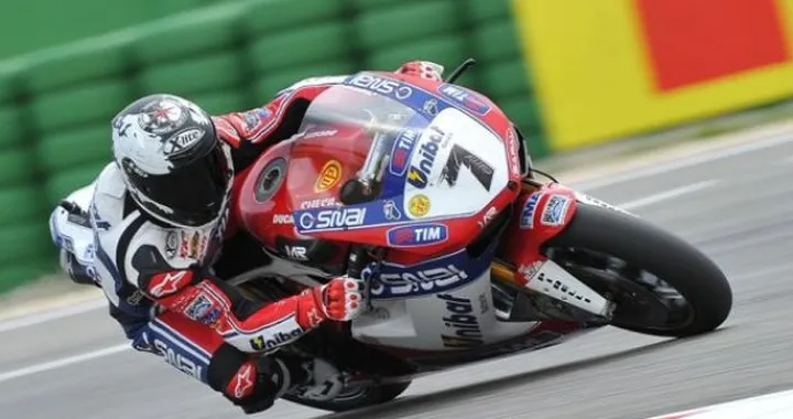 WSBK Misano, Checa: "C’e’ stato un fraintendimento". Bevilacqua: "Abbiamo sbagliato"