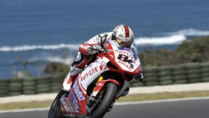 WSBK: il team Ducati Xerox a Valencia per il riscatto