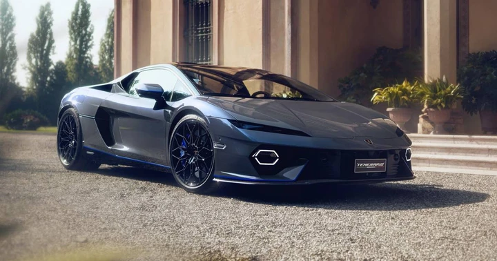 Temerario Ad Personam Porto Cervo: Lamborghini celebra la Sardegna