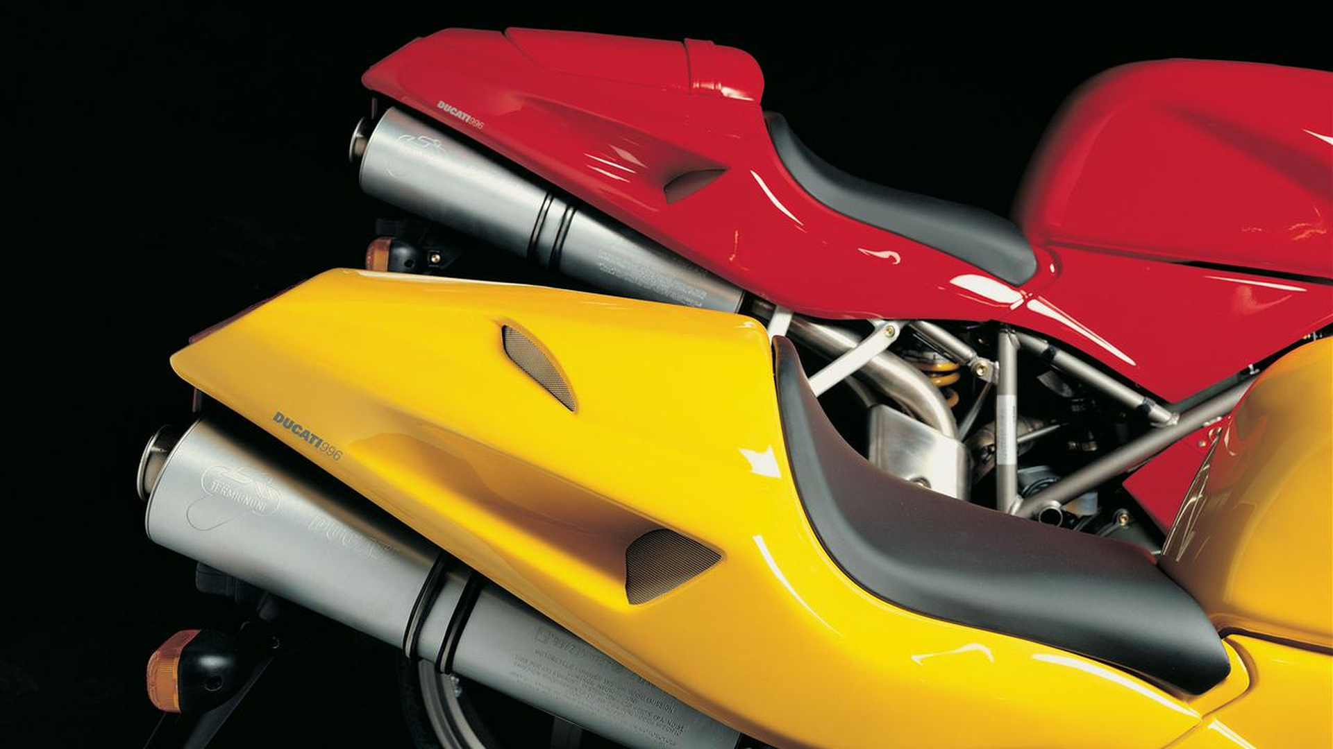 Ducati Panigale V4 R con la speciale livrea Giallo Ducati a Misano ...