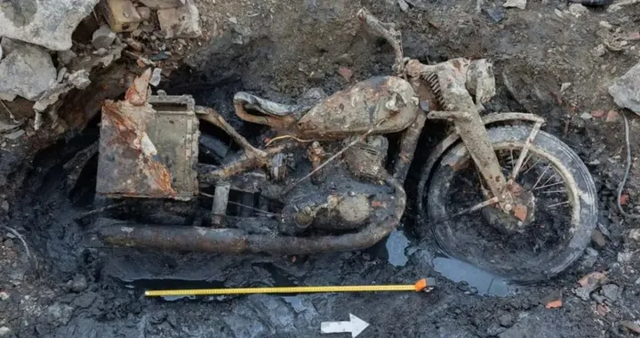 Una DKW NZ 350-1 riemerge dal Danubio dopo oltre 80 anni