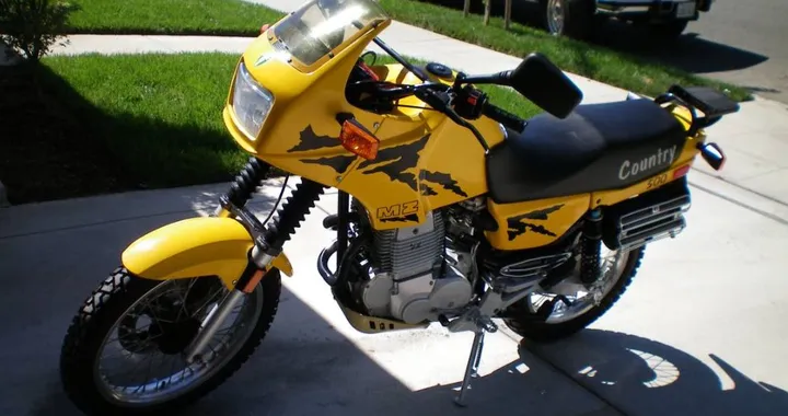 MZ Saxon Country 500: un gioiello vintage della motocicletta