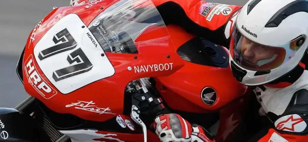La moto da corsa di Schumacher va all’asta: è una Honda CBR1000RR unica