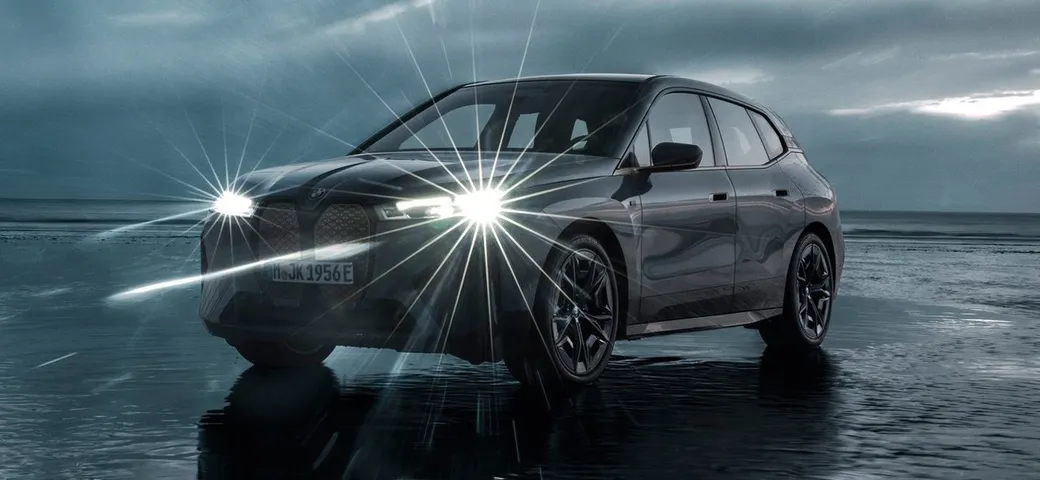 BMW iX M60: SUV elettrico da 610 CV