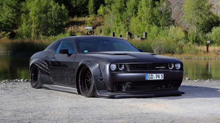 Dodge Challenger: il tuning di Autoservice Kurtz