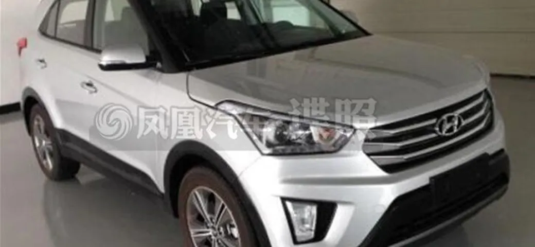 Hyundai ix25: foto spia senza veli