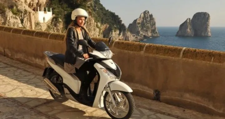 Parata di Stelle a Capri per il nuovissimo Honda SHi
