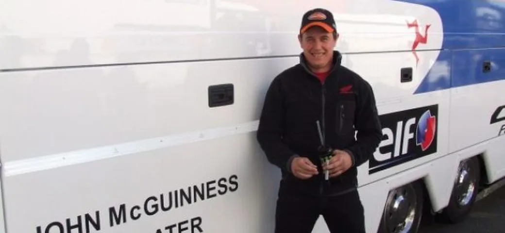 Intervista a John McGuinness, il pilota del Tourist Trophy al Bol d'Or 2011