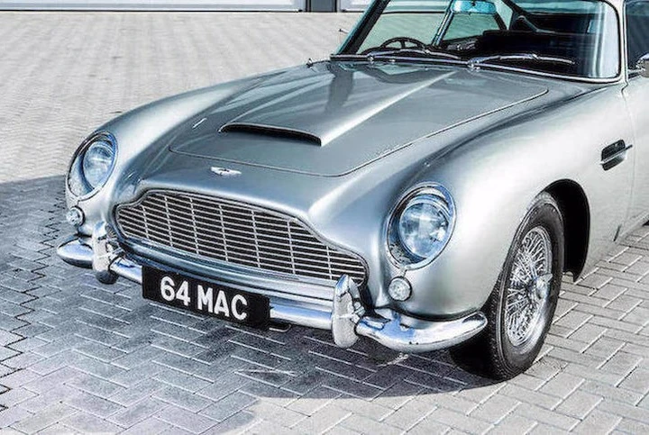 Asta da record per l'Aston Martin DB5 di Paul McCartney