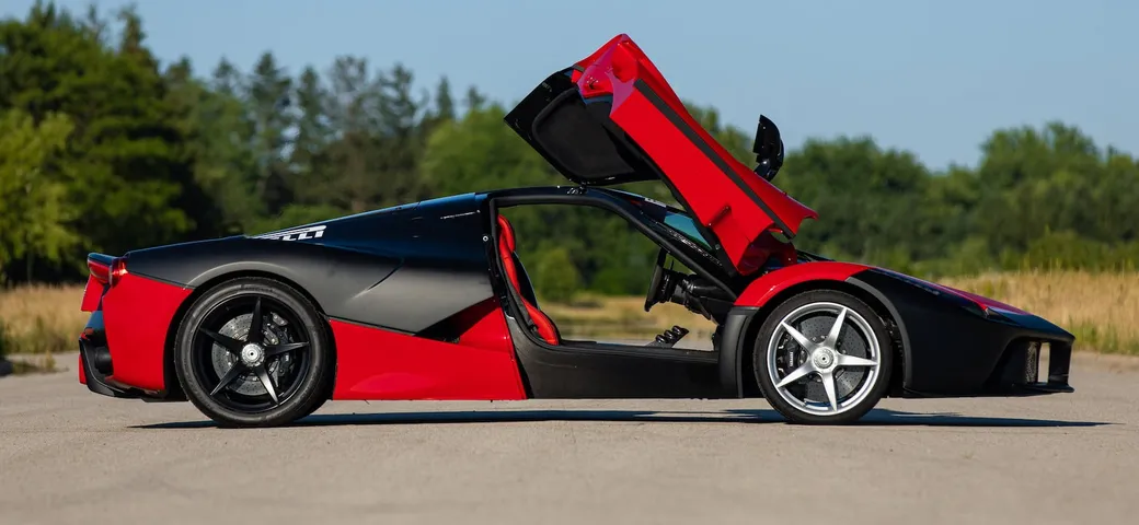 Ferrari LaFerrari: tre rarissimi prototipi all’asta