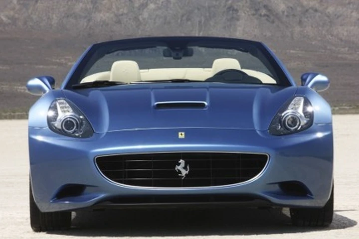 Ferrari California: in Gran Bretagna si parte da 143.000 sterline