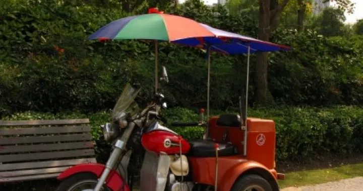 Foto del giorno: moto trike cinesi