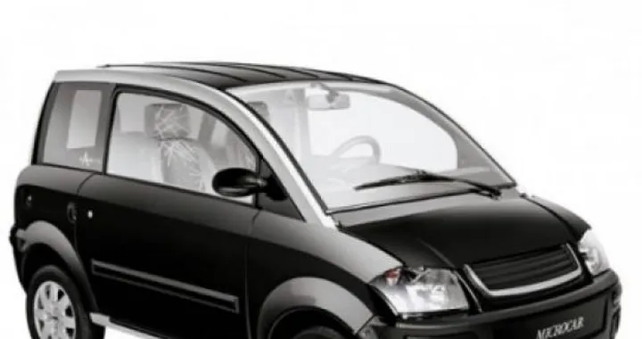 Codacons: "patente di guida a 16 anni" per ridurre il pericolo delle minicar