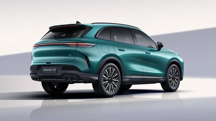 Il nuovo SUV cinese Super Hybrid da 278 CV con autonomia oltre 1.300 km