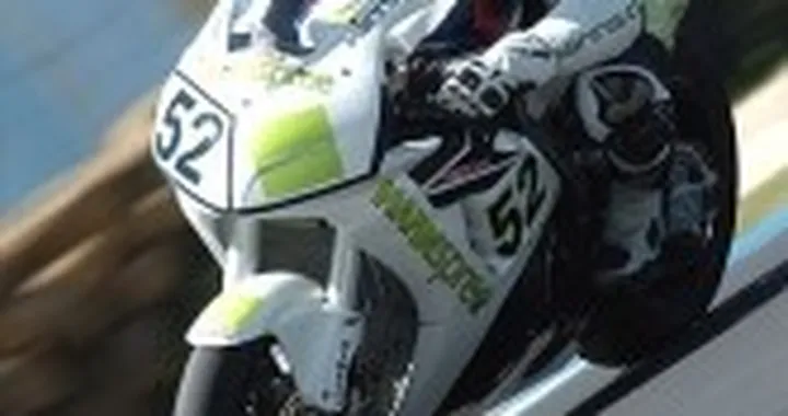 SBK: rivincita di Toseland nella gara 2 in Qatar