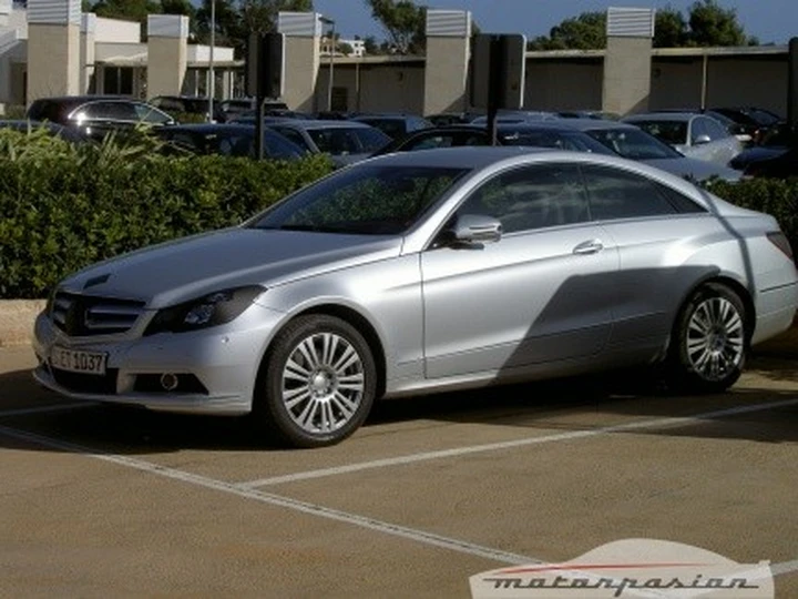 Mercedes Classe E Coupé: di nuovo 