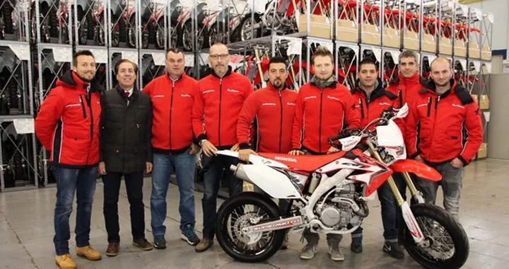 RedMoto supporta il Team Assomotor nel Campionato Mondiale e Italiano Supermoto