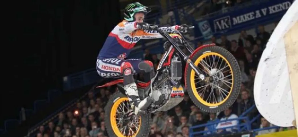 X-Trial: Toni Bou apre il 2013 con una vittoria