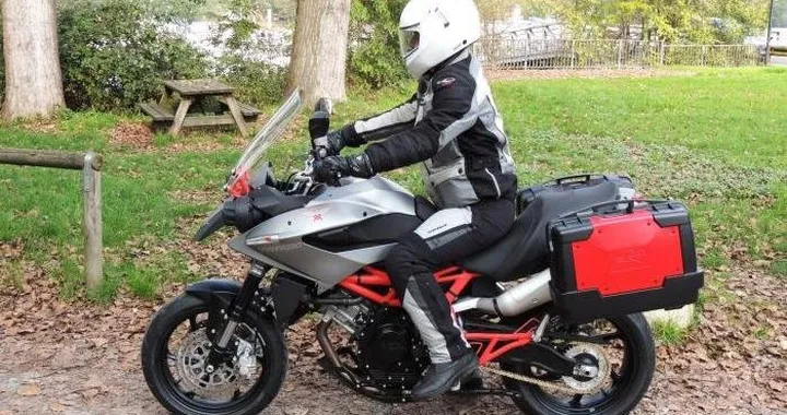Moto Morini Granpasso R 2016: le prime foto