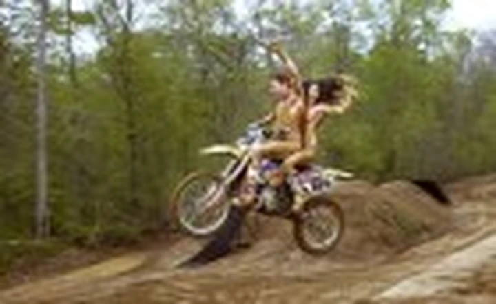 Travis Pastrana e la moglie Lyn-Z nudi per ESPN